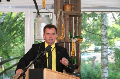 1. Kremmener Spargelgesprch mit E. Diepgen, Regierender Brgermeister a.D. in Kremmen am 22.05.2014 - 